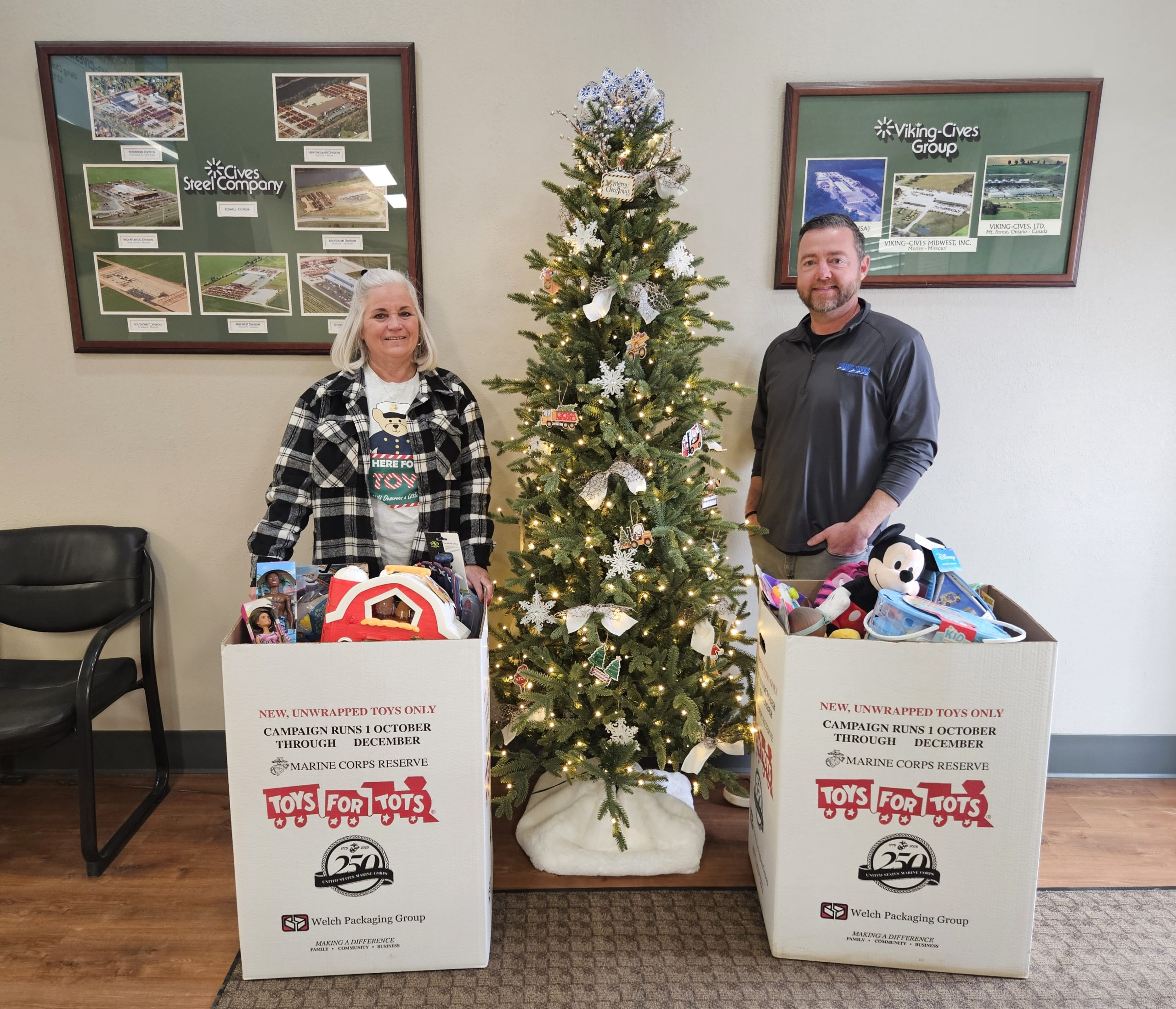 Viking-Cives Spreads Holiday Cheer Across Communities Post Thumbnail